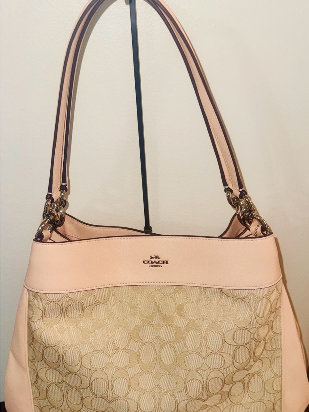 Coach Lexy- Pre-Loved, Excellent Condition - Picture 2 of 15